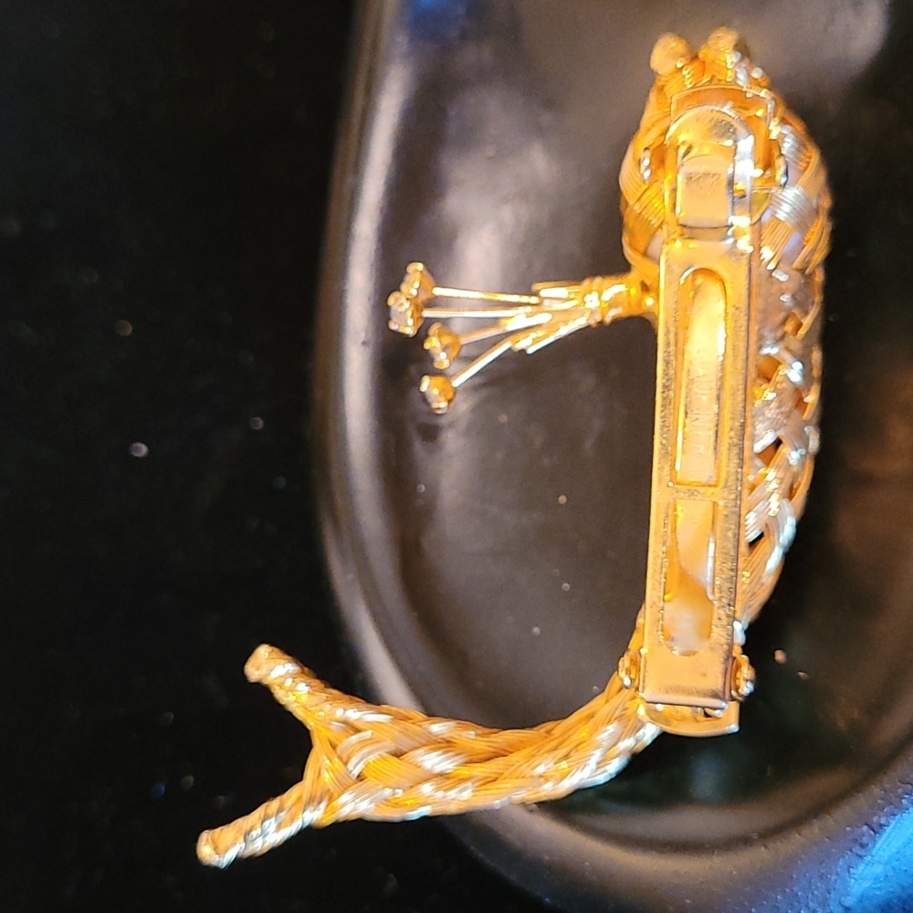 Woven Gold Whale Barrette Made in France - Picture 4 of 8